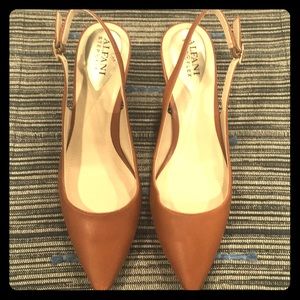 Alfani Step ‘N Flex Babbsy Pointed-toe Slingback